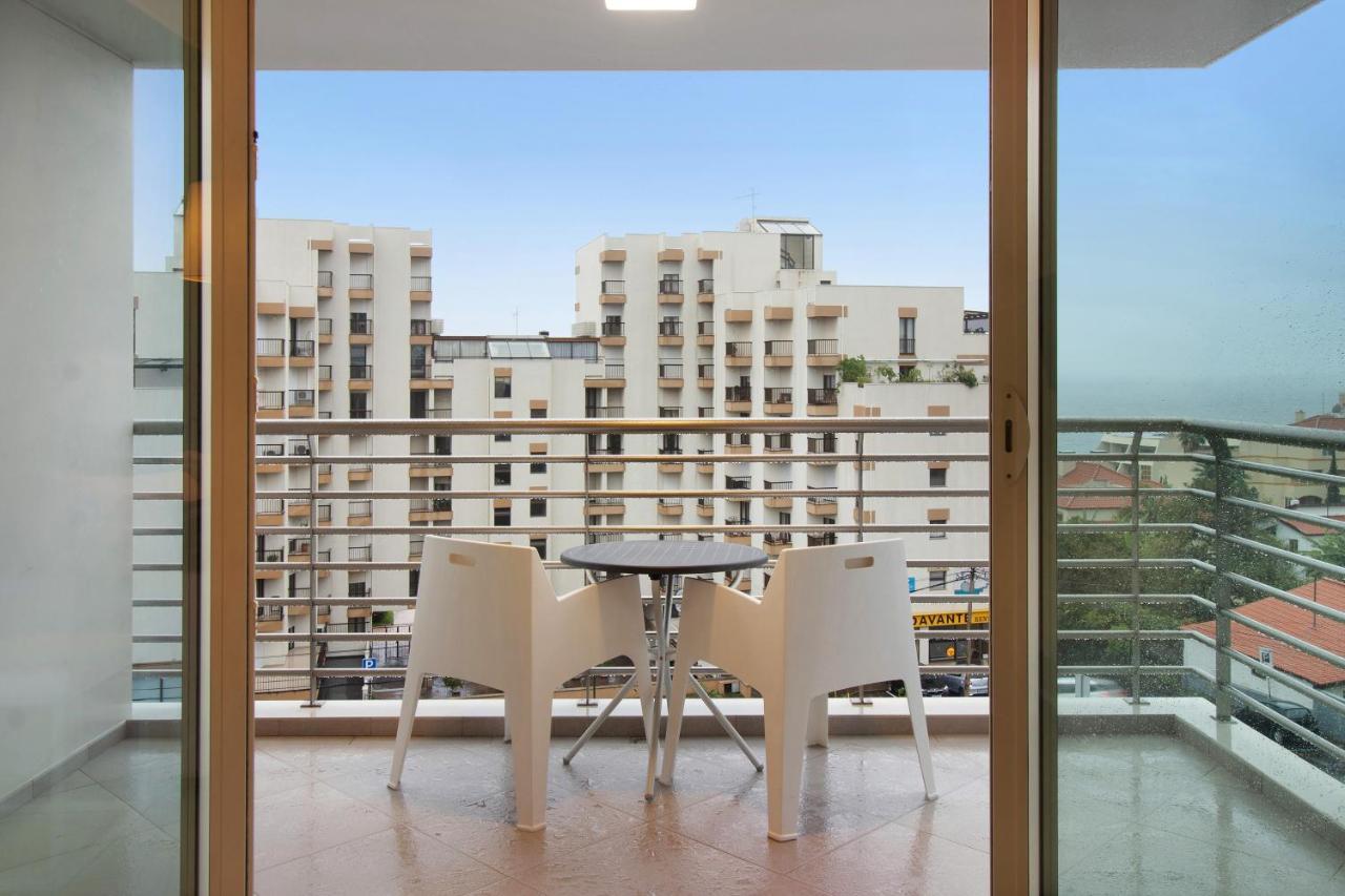 Appartamento Dfm Happy Days B - Funchal Esterno foto